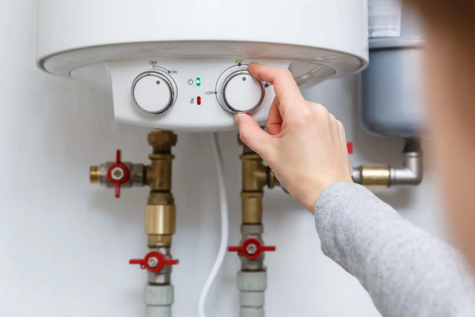 Water heater temperature adjustment and repair in Rockledge, Florida